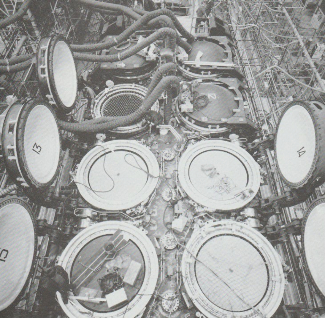 Vue extérieure de la soute missiles.