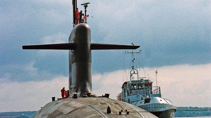 Incident sur le sous-marin "Le Triomphant" en rade de Brest.